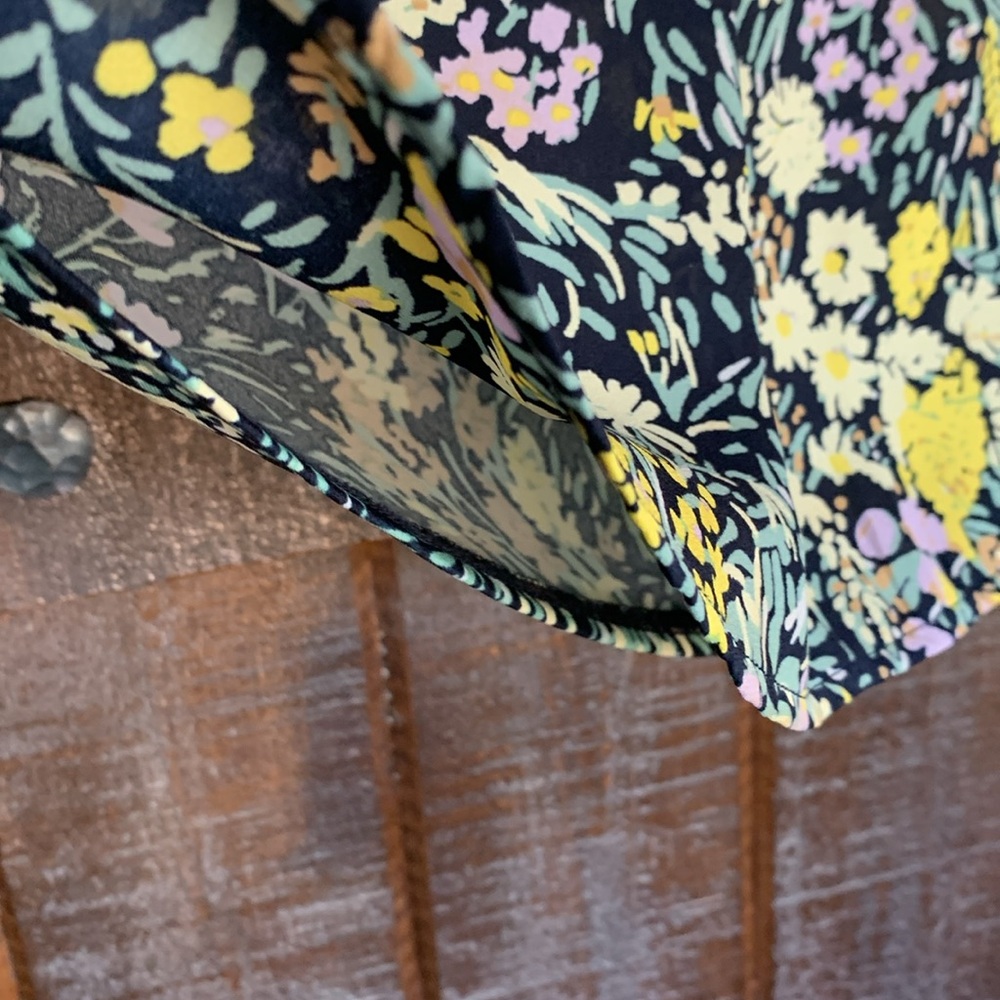 Ann Taylor Factory Petite XXSP floral sleeveless top boxy gardencore boho office - Picture 5 of 7